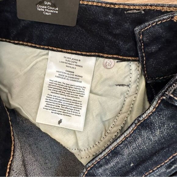Silver Jean Co NWT Suki Mid Rise Capri - Picture 5 of 8